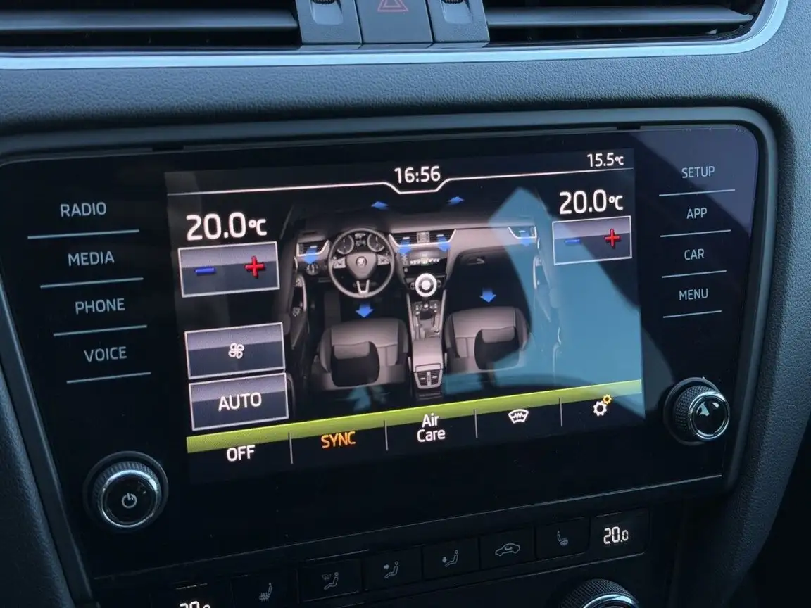 SKODA OCTAVIA