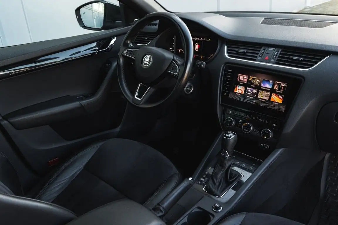SKODA OCTAVIA