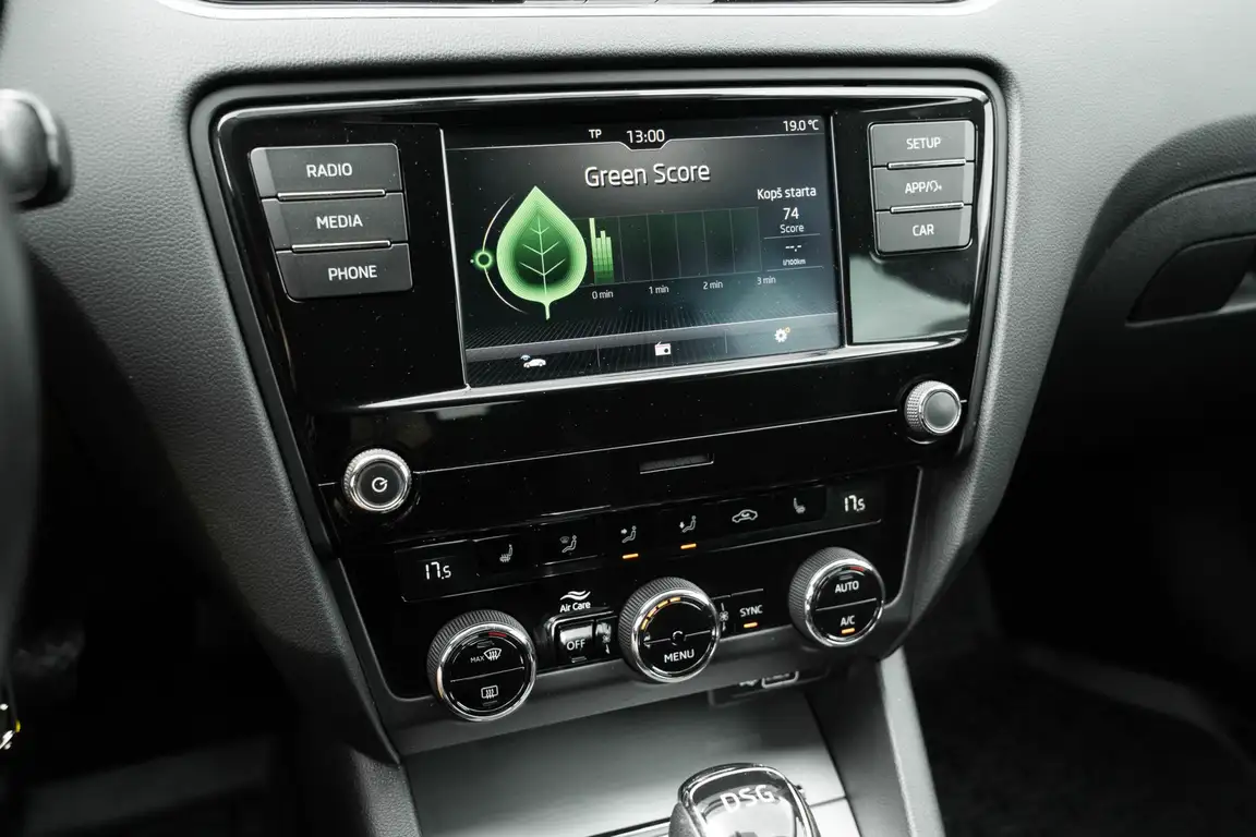 SKODA OCTAVIA