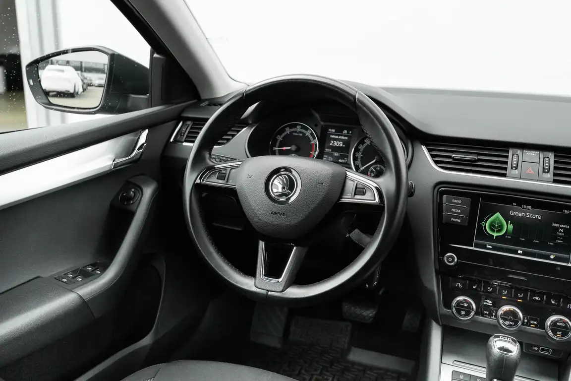 SKODA OCTAVIA