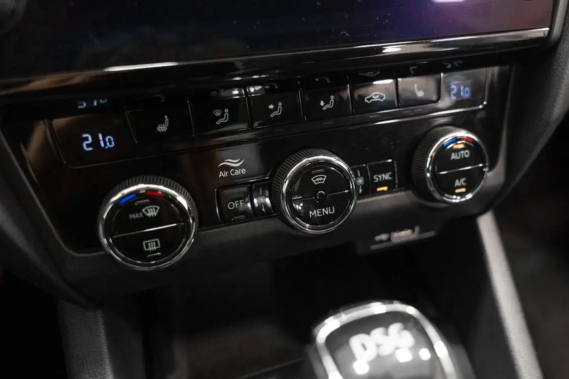 SKODA OCTAVIA
