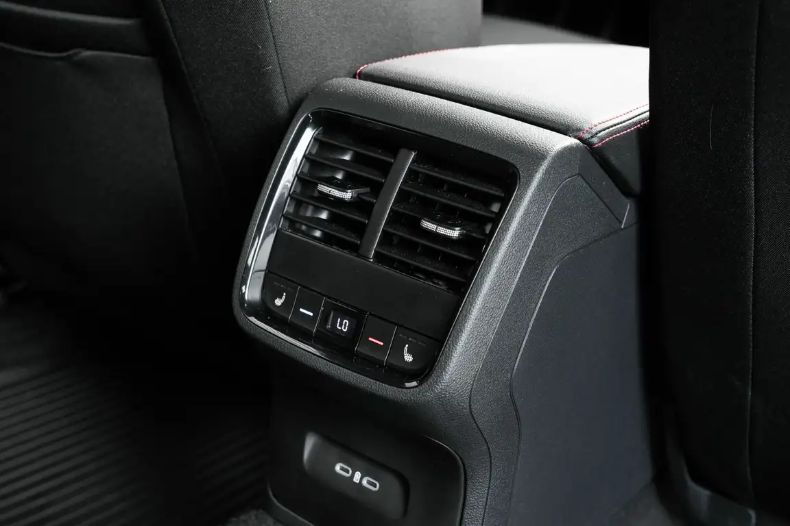 SKODA OCTAVIA RS