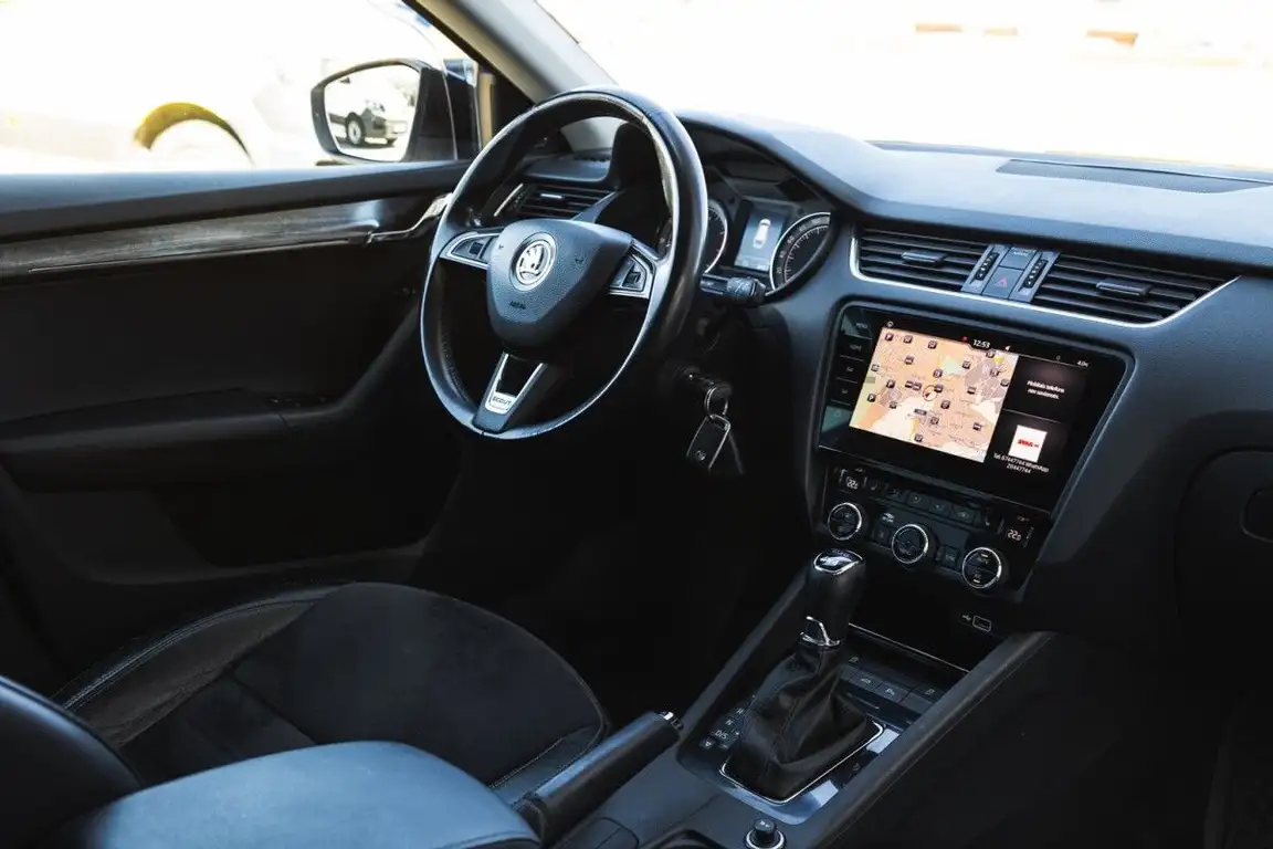 SKODA OCTAVIA