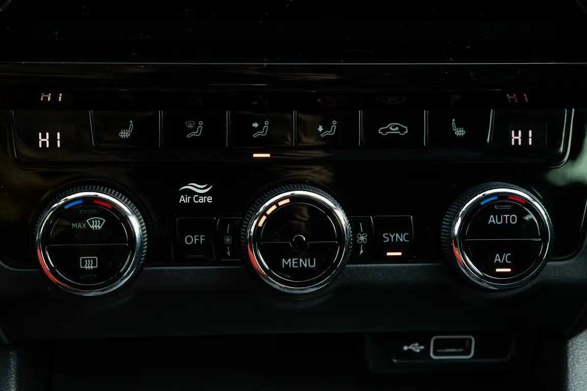 SKODA OCTAVIA