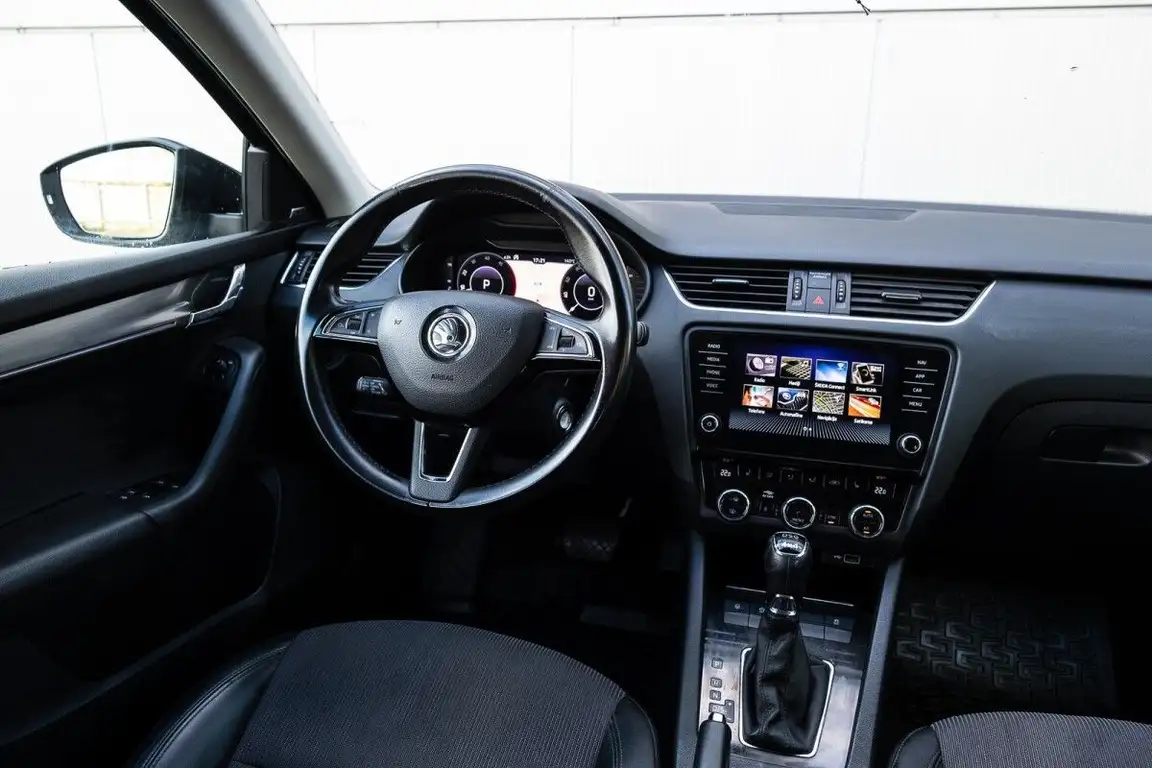 SKODA OCTAVIA