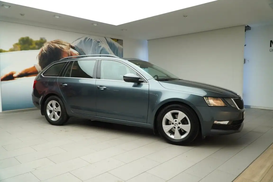 SKODA OCTAVIA