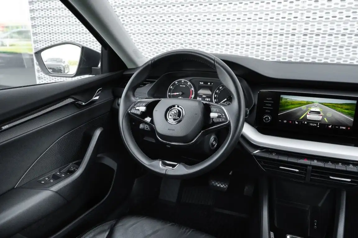SKODA OCTAVIA