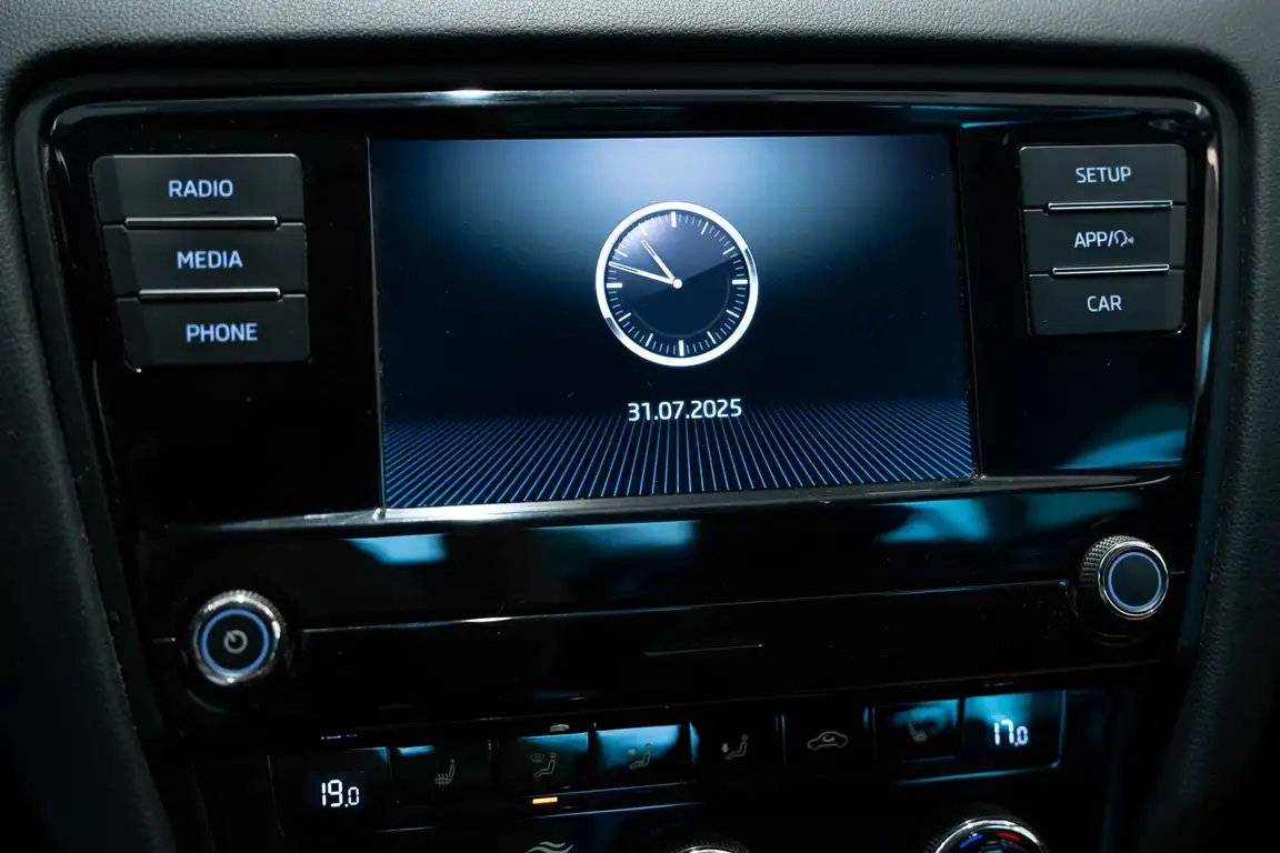 SKODA OCTAVIA