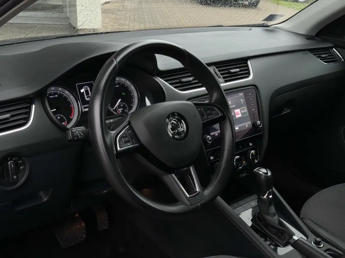 SKODA OCTAVIA