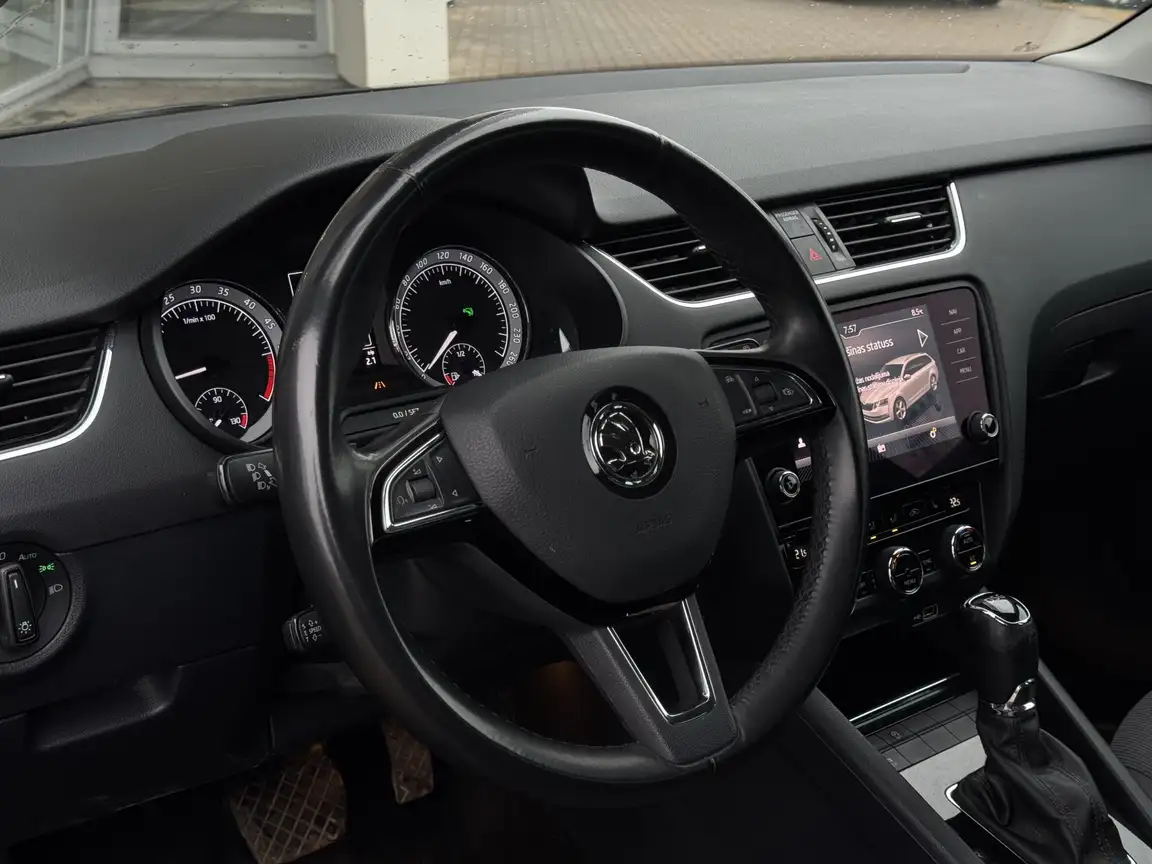 SKODA OCTAVIA