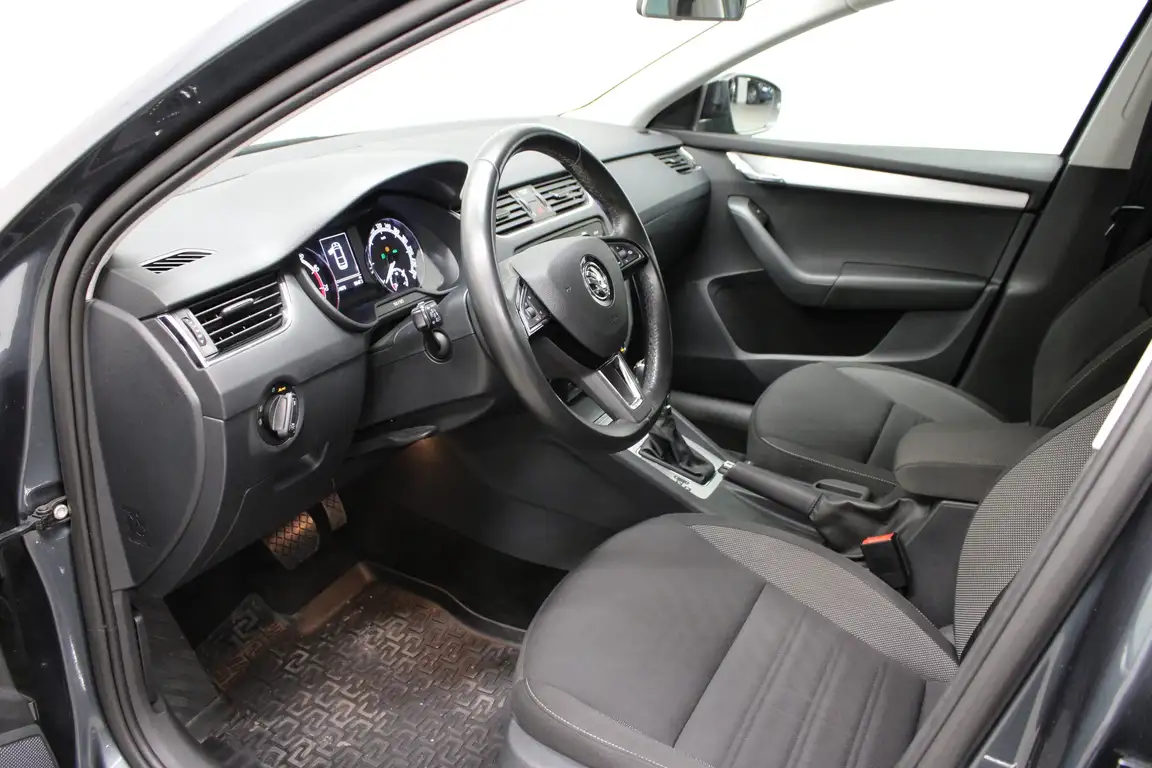 SKODA OCTAVIA