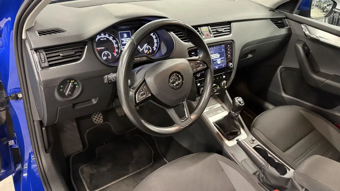SKODA OCTAVIA