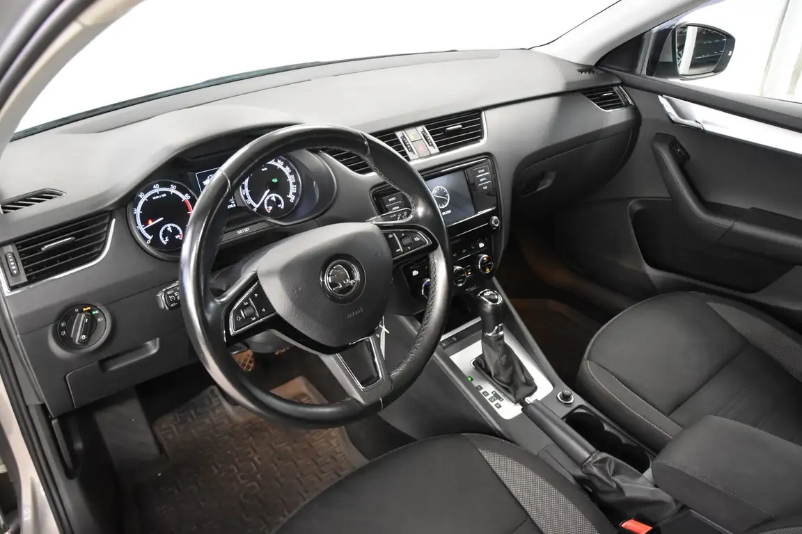 SKODA OCTAVIA