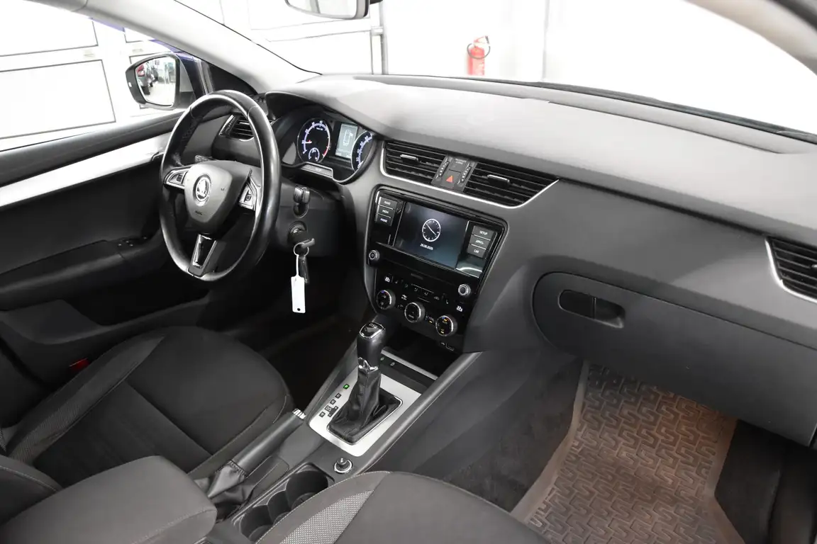 SKODA OCTAVIA
