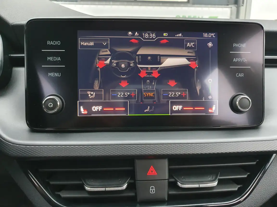 SKODA SCALA