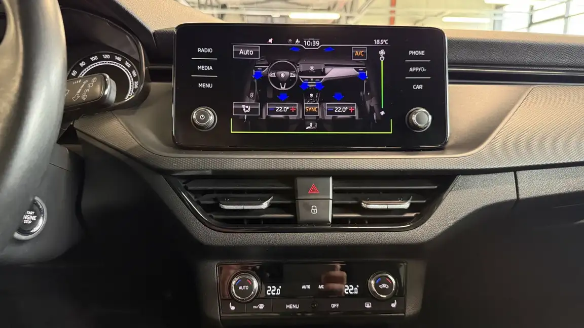 SKODA SCALA