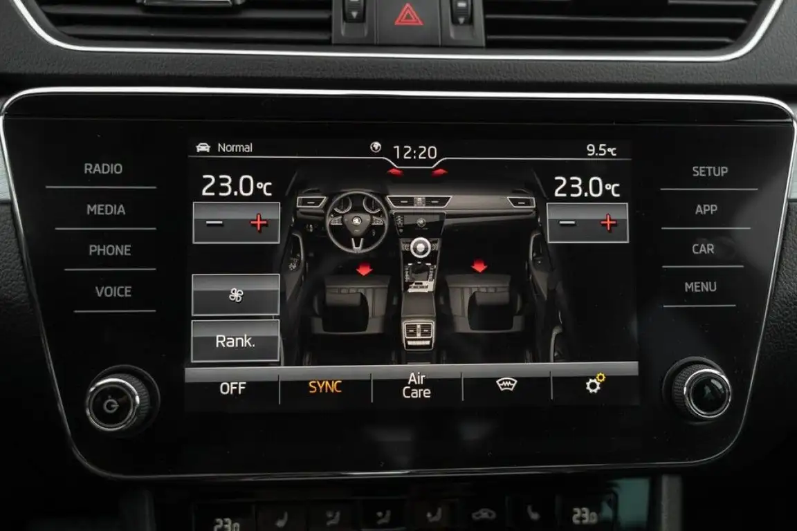 SKODA SUPERB