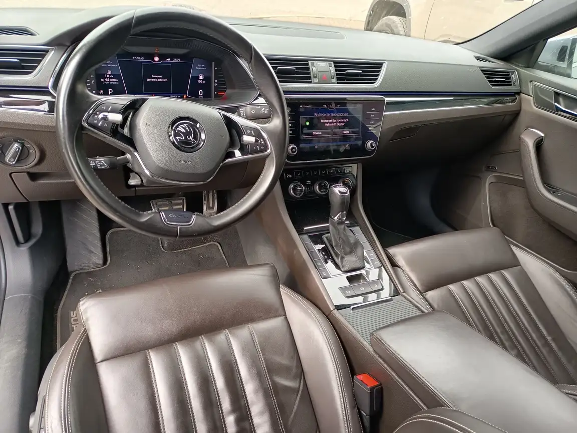 SKODA SUPERB