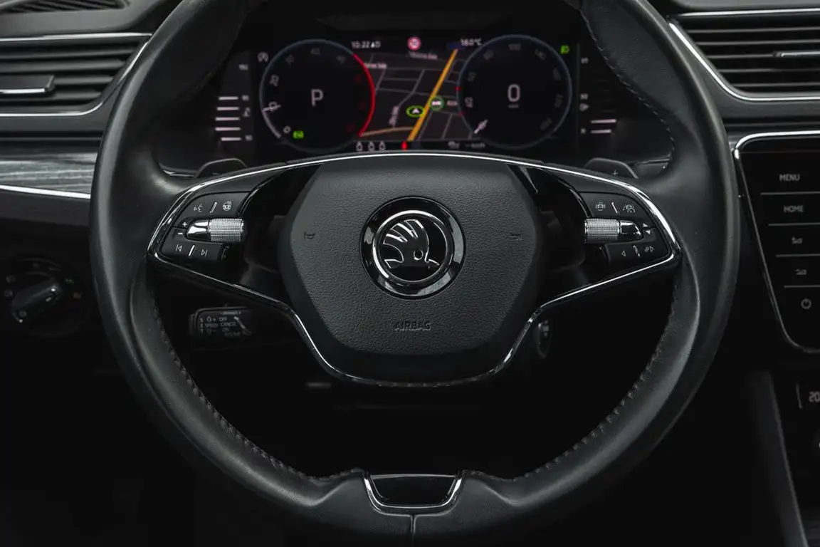 SKODA SUPERB
