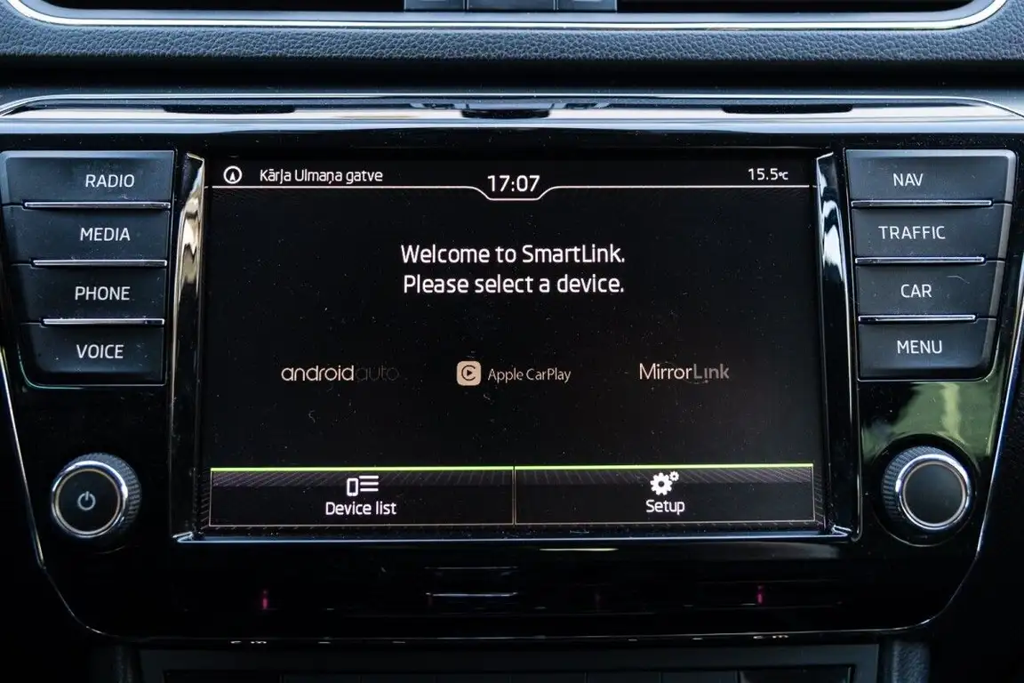 SKODA SUPERB