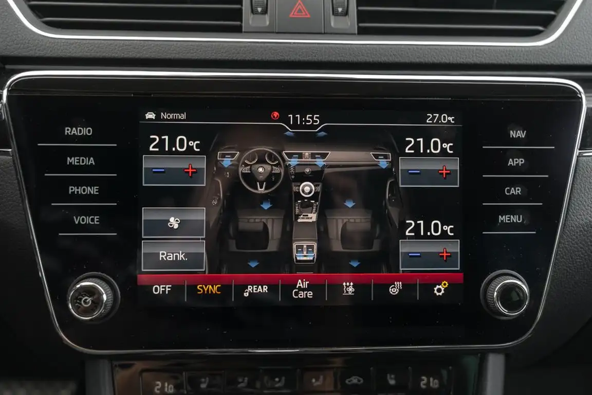 SKODA SUPERB