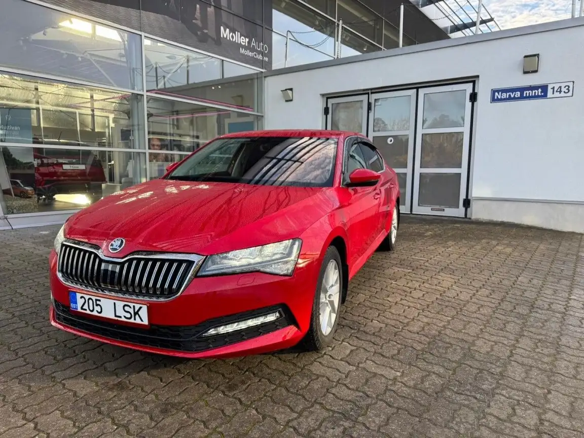 SKODA SUPERB
