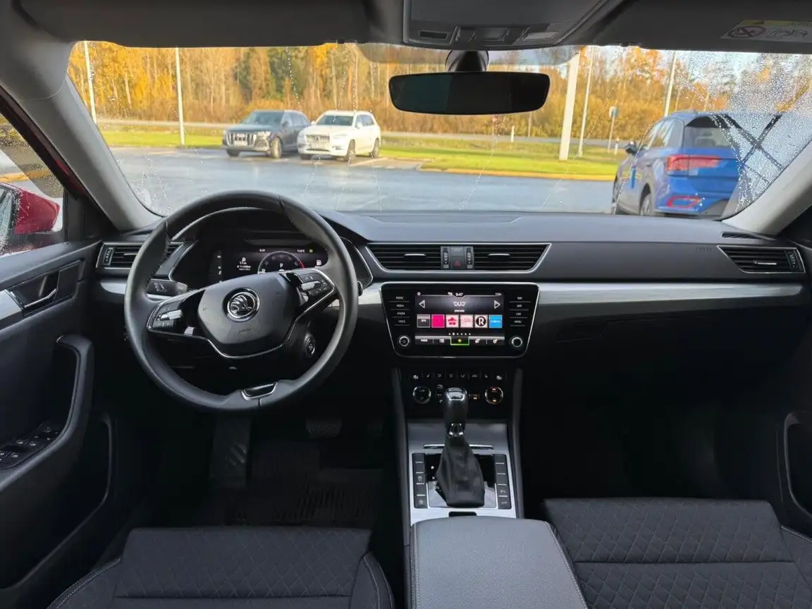 SKODA SUPERB