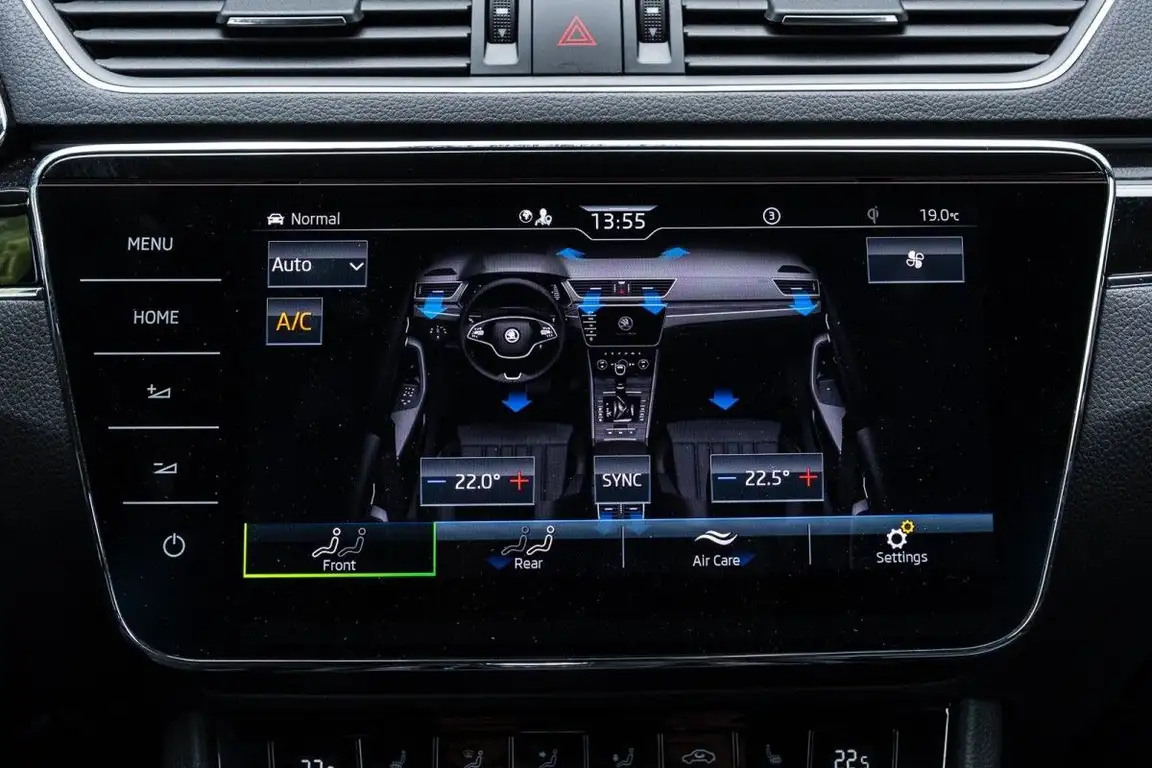 SKODA SUPERB