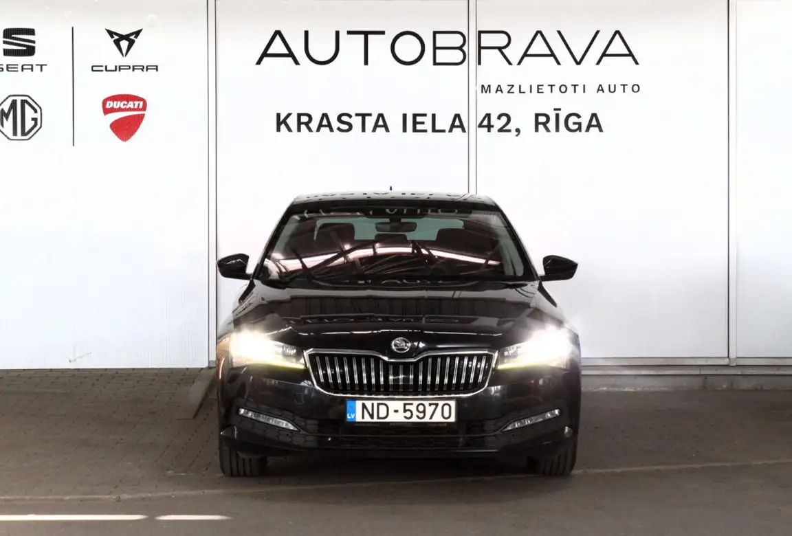 SKODA SUPERB
