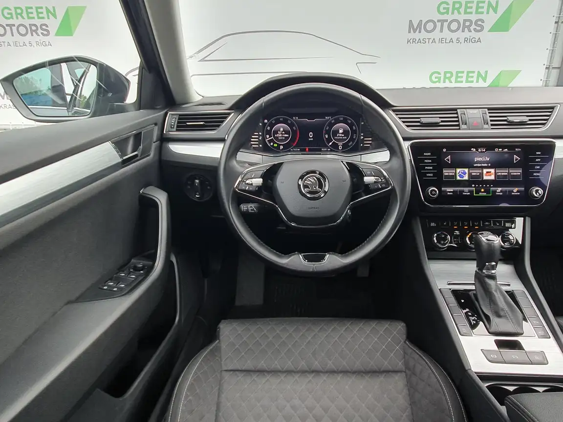 SKODA SUPERB