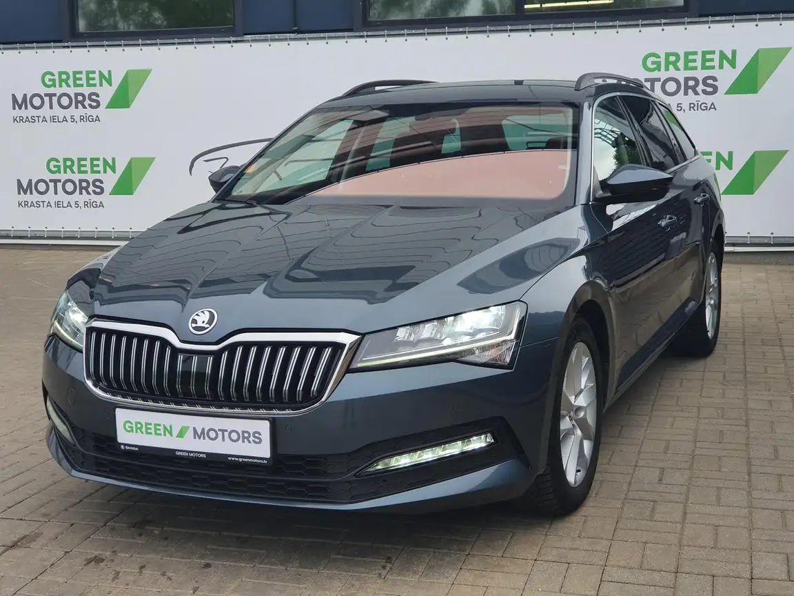SKODA SUPERB