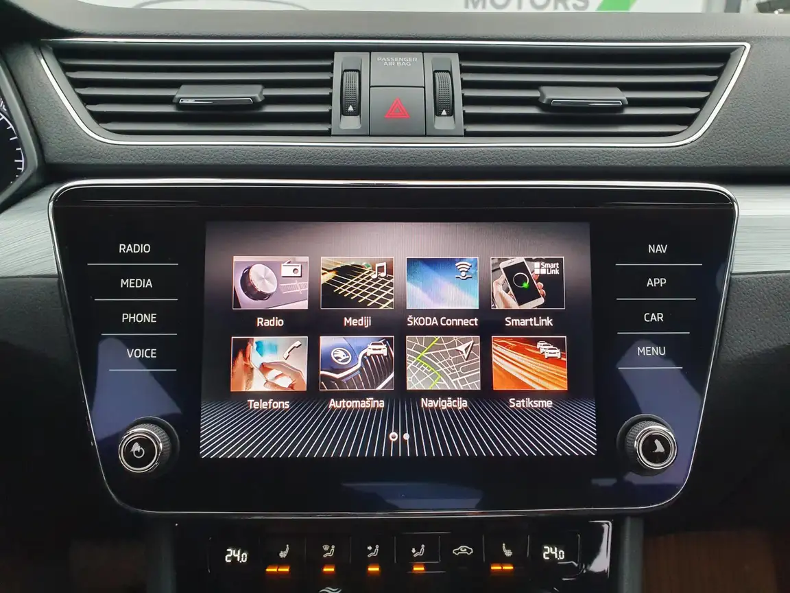 SKODA SUPERB