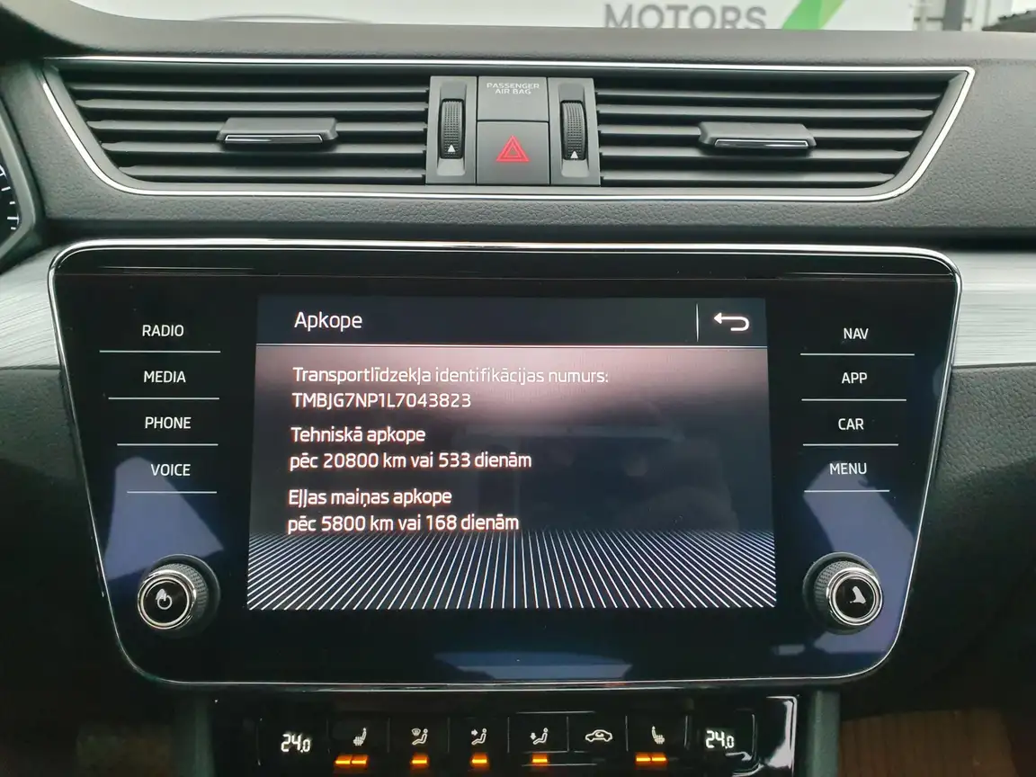 SKODA SUPERB