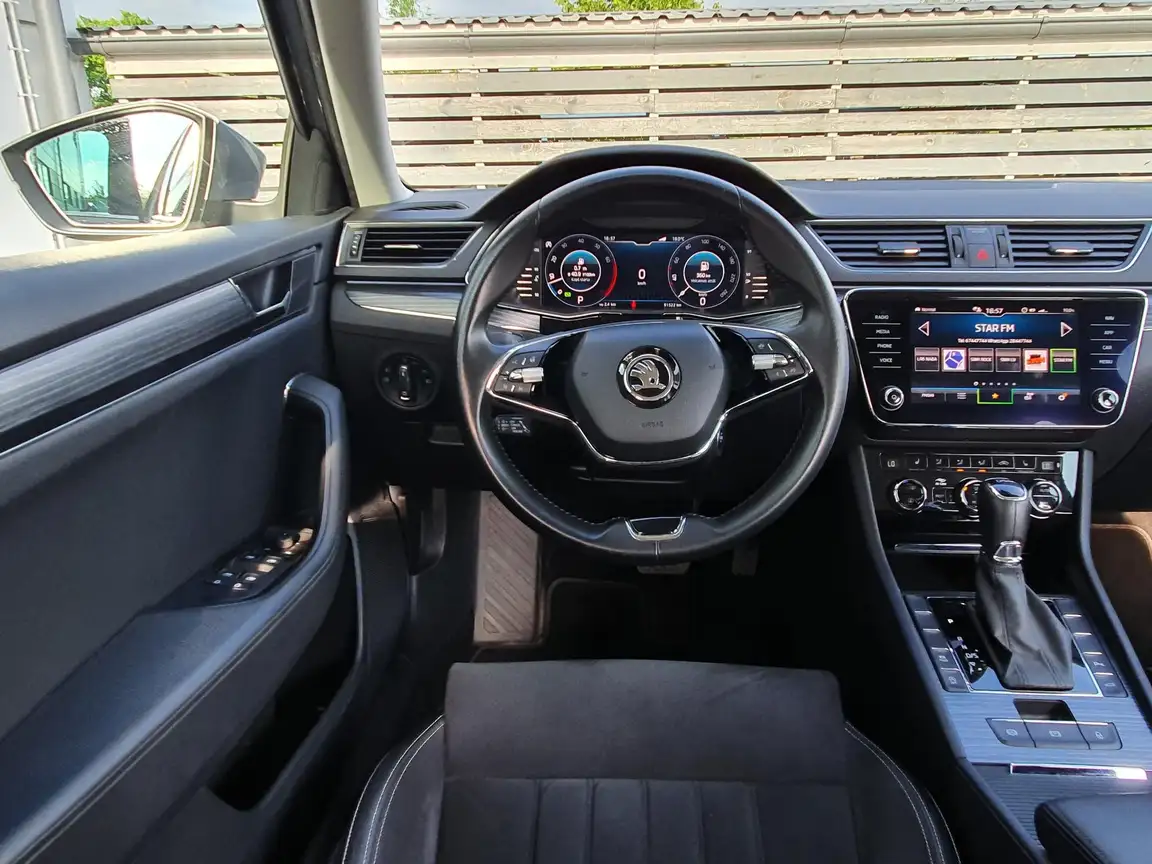 SKODA SUPERB
