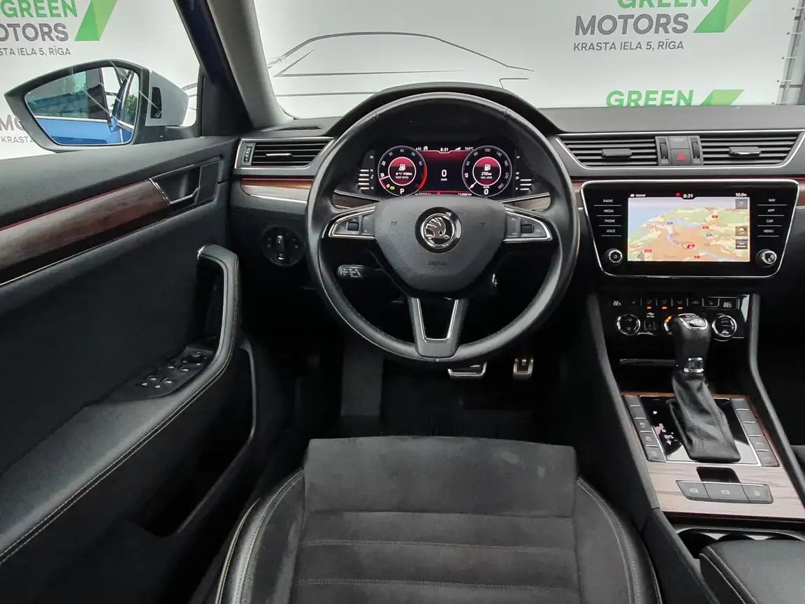 SKODA SUPERB