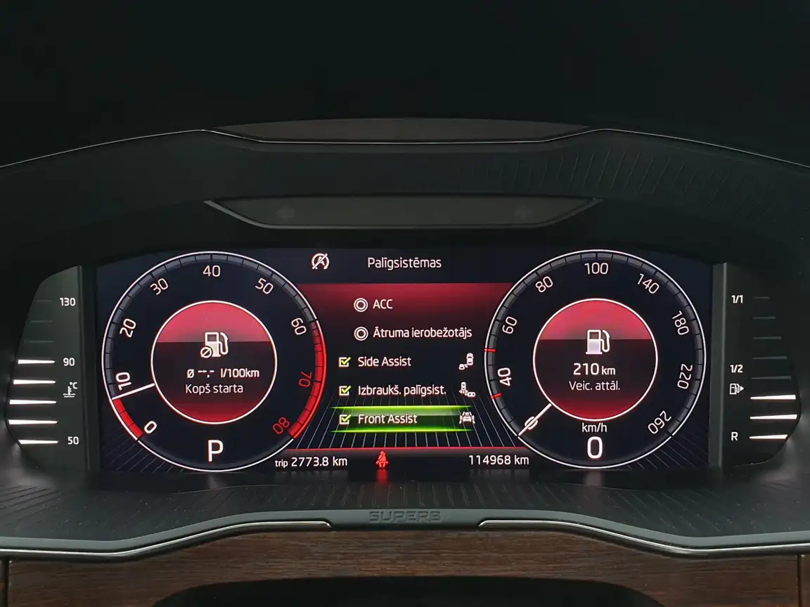 SKODA SUPERB