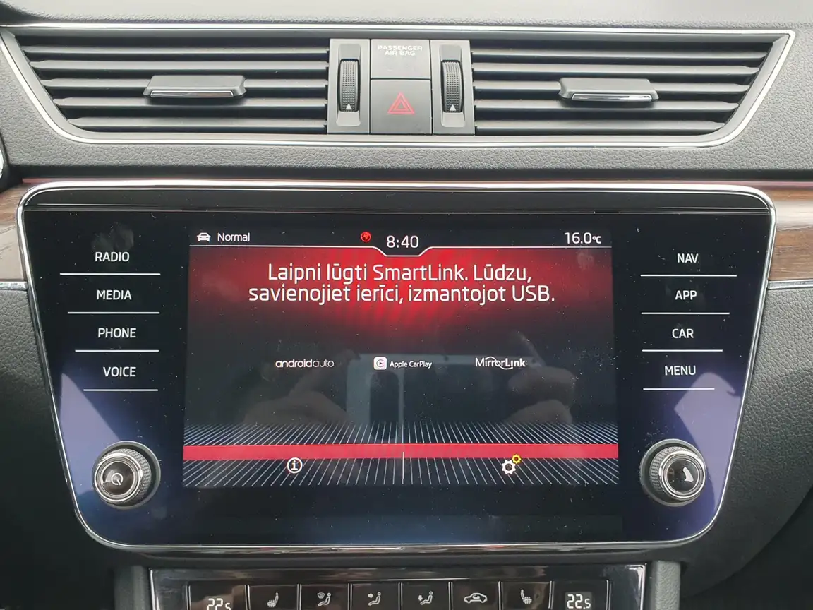 SKODA SUPERB