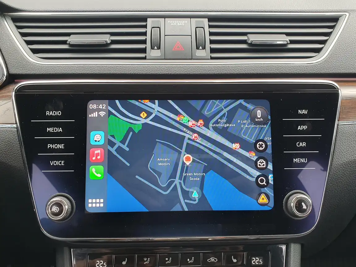 SKODA SUPERB