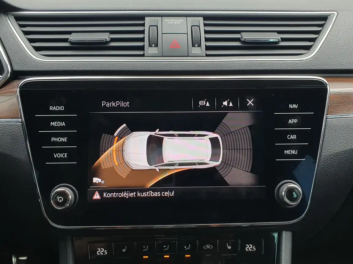 SKODA SUPERB