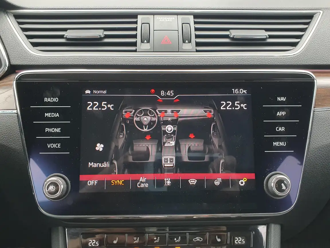 SKODA SUPERB