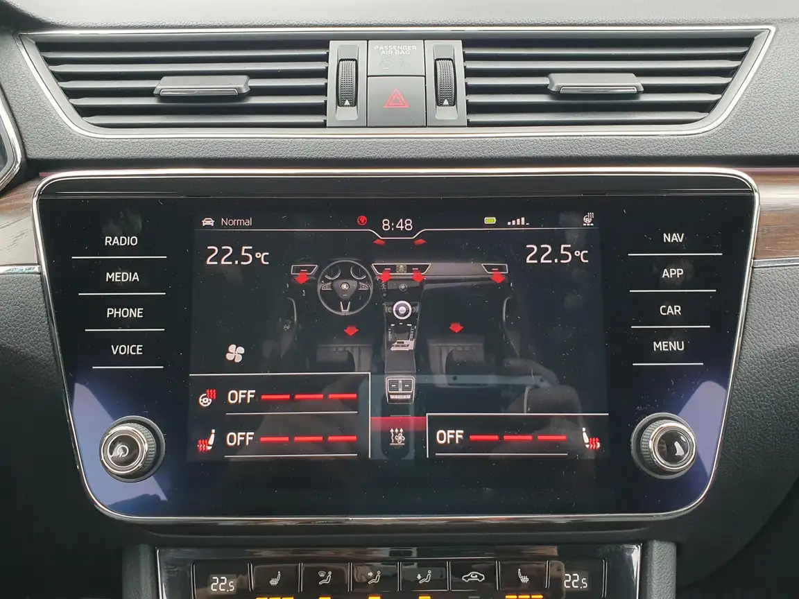 SKODA SUPERB