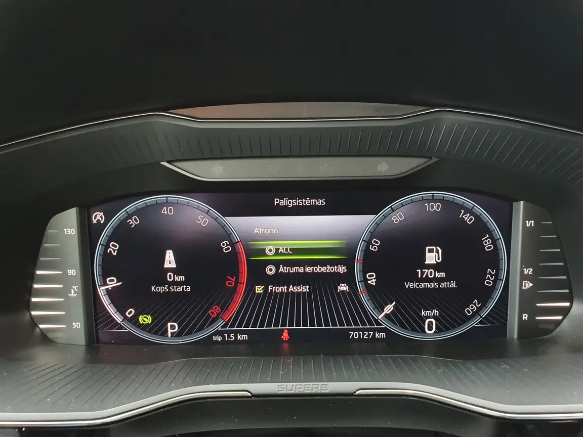 SKODA SUPERB