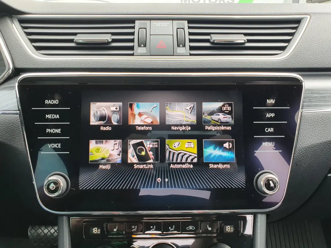 SKODA SUPERB