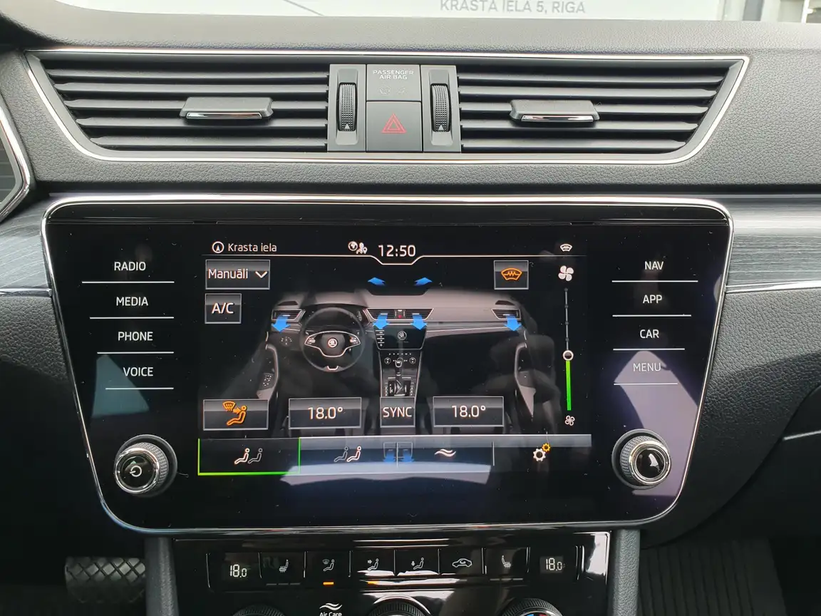 SKODA SUPERB