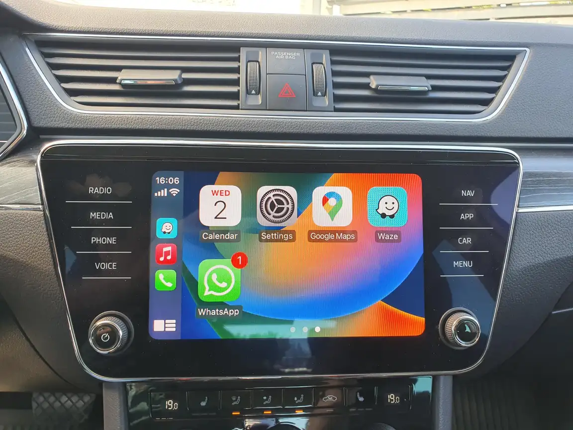 SKODA SUPERB