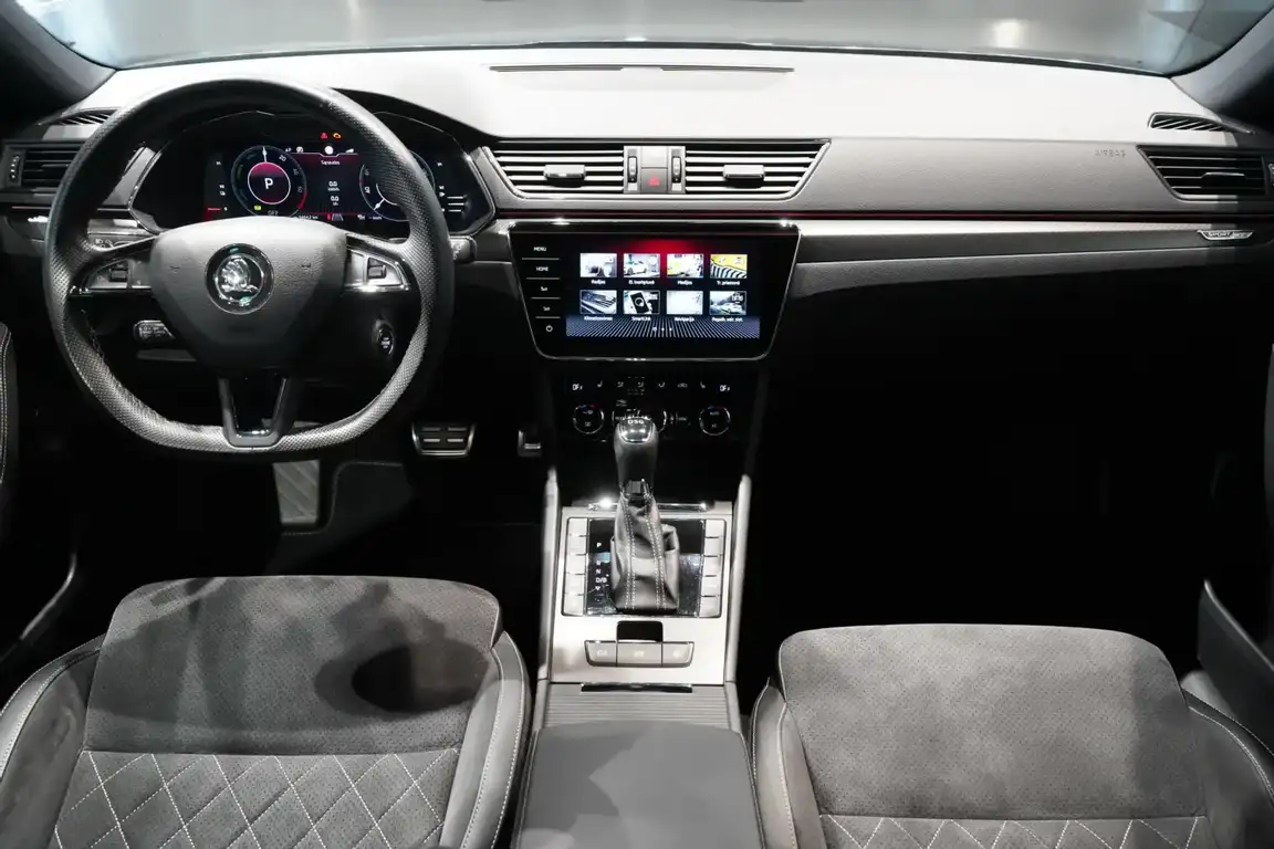 SKODA SUPERB