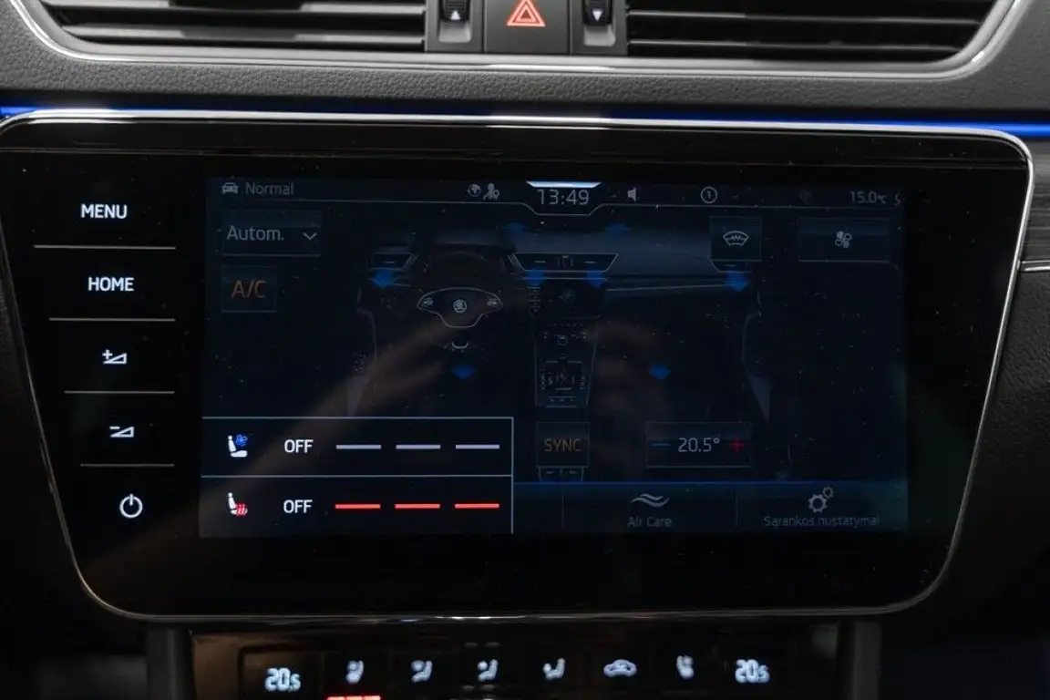 SKODA SUPERB
