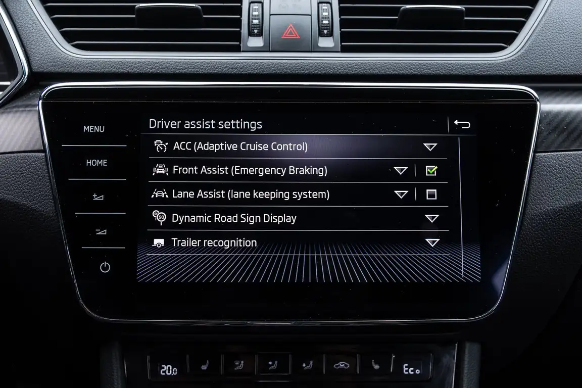 SKODA SUPERB