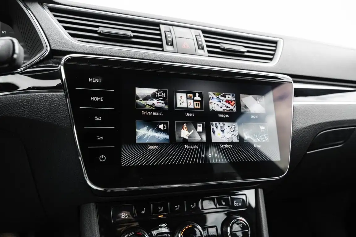 SKODA SUPERB