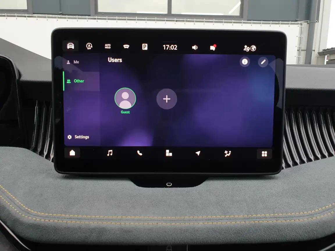 SKODA SUPERB